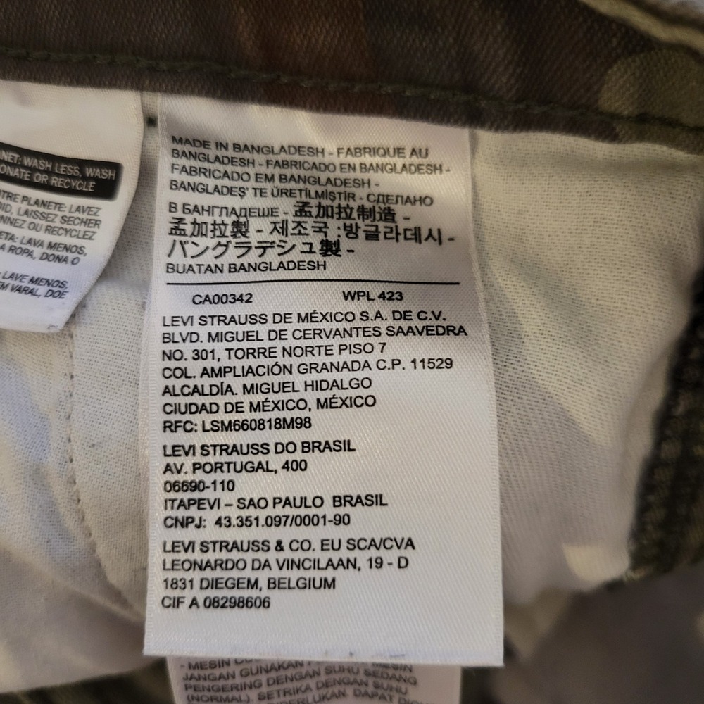 Levi Strauss Two Horse Brand Camo Cargo Shorts Men Size 38 Levi's - Picture 6 of 6